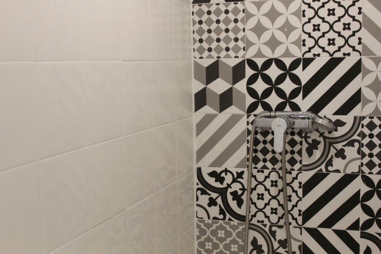 L'Ephemere Colbert - Vieux Port Apartment มาร์กเซย ภายนอก รูปภาพ